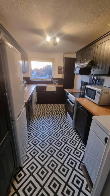 Spacious Self Contained Flat In Superb Location 리밍톤 외부 사진