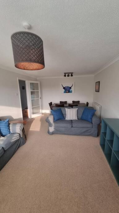Spacious Self Contained Flat In Superb Location 리밍톤 외부 사진